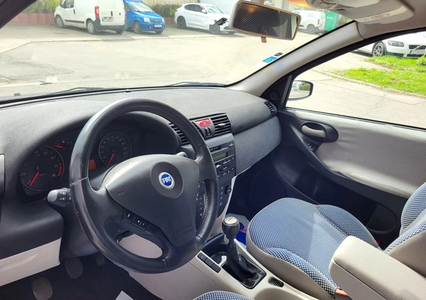 Fiat Stilo cena 9900 przebieg: 121000, rok produkcji 2004 z Żychlin małe 172